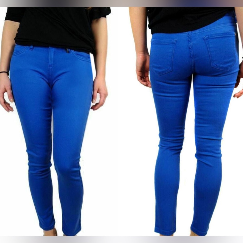 Kensie Women’s Vibrant Blue Skinny Jeans
